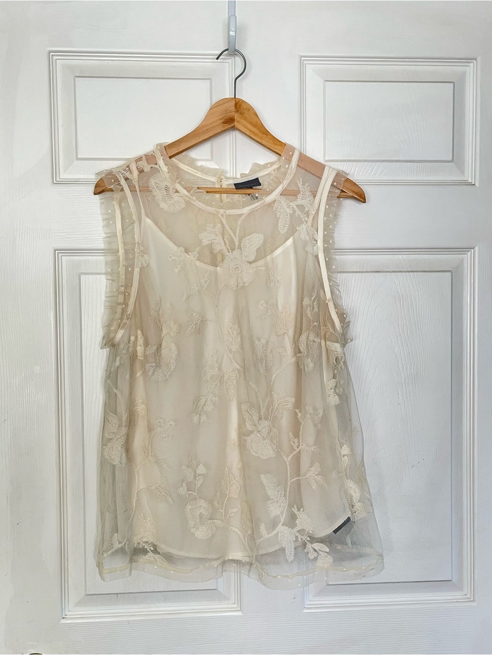 Who What Wear Sheer Floral Embroidered Camisole - Cream